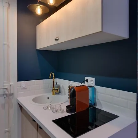 Apartment The Blue Elysee Paris